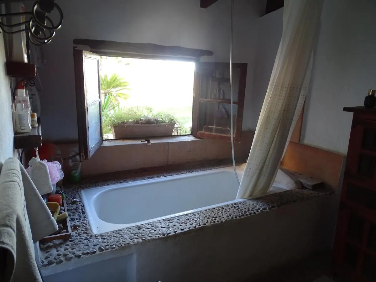 Bed & Breakfast Parador Son Jans Jardin Campanet Spain